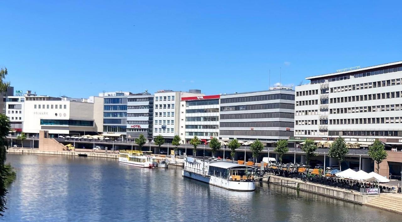 Hotel Stadt Hamburg Am Fluss Saarbrücken Zewnętrze zdjęcie