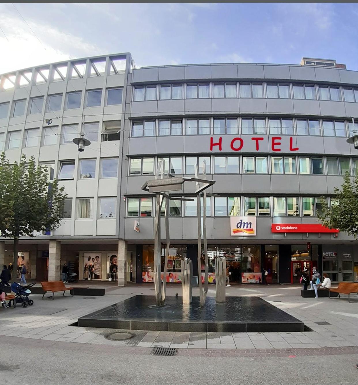 Hotel Stadt Hamburg Am Fluss Saarbrücken Zewnętrze zdjęcie