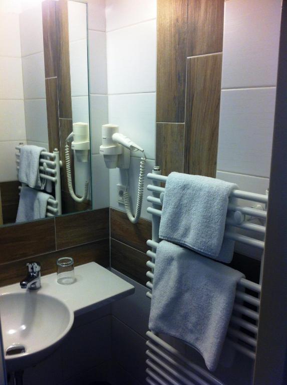 Hotel Stadt Hamburg Am Fluss Saarbrücken Pokój zdjęcie